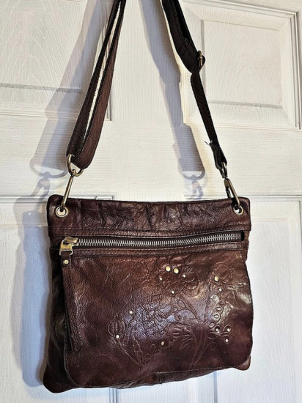 Fossil Long Live Vintage Floral Embossed Leather Crossbody ZB4446
